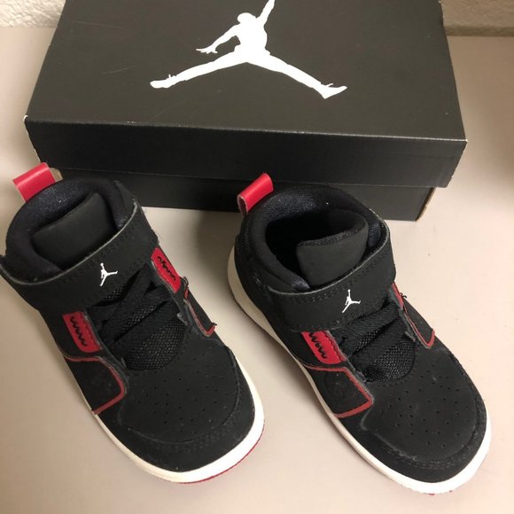 JORDAN 1 FLIGHT 2 BT BABY SNEAKERS, SIZE 7C/ EUC - Picture 4 of 7